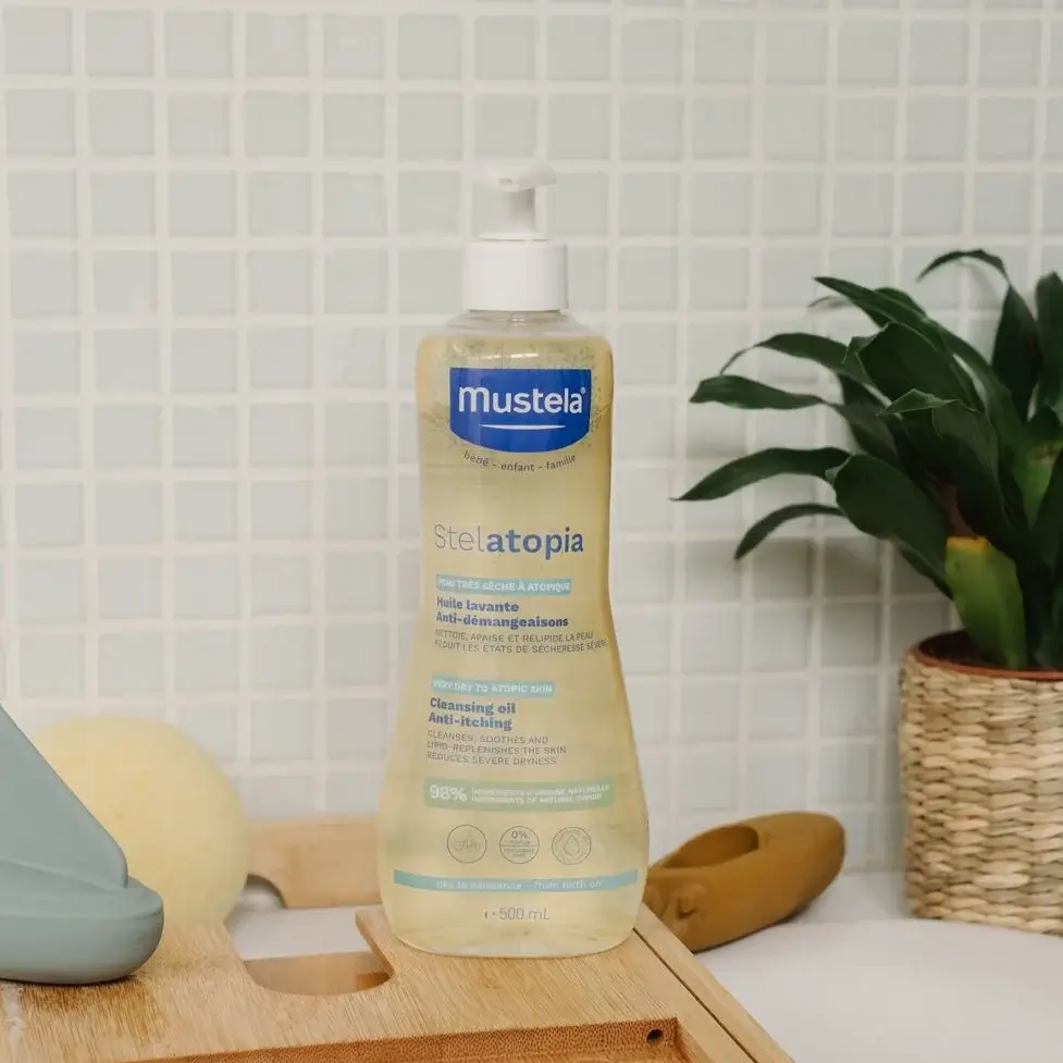 Dầu Tắm Gội Da Chàm Thể Tạng Mustela Stelatopia Anti-Itching Cleansing Oil 500ml - Hình ảnh 2